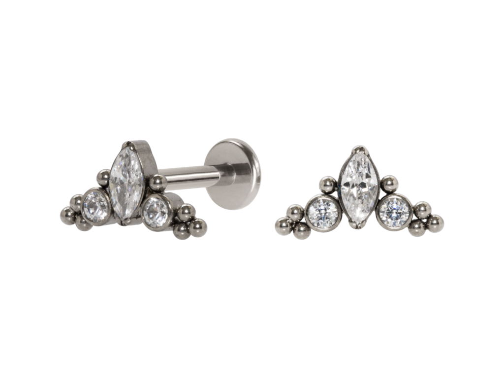 LABRET TITÂNIO R/I CLUSTER INDIANO 3 PEDRAS