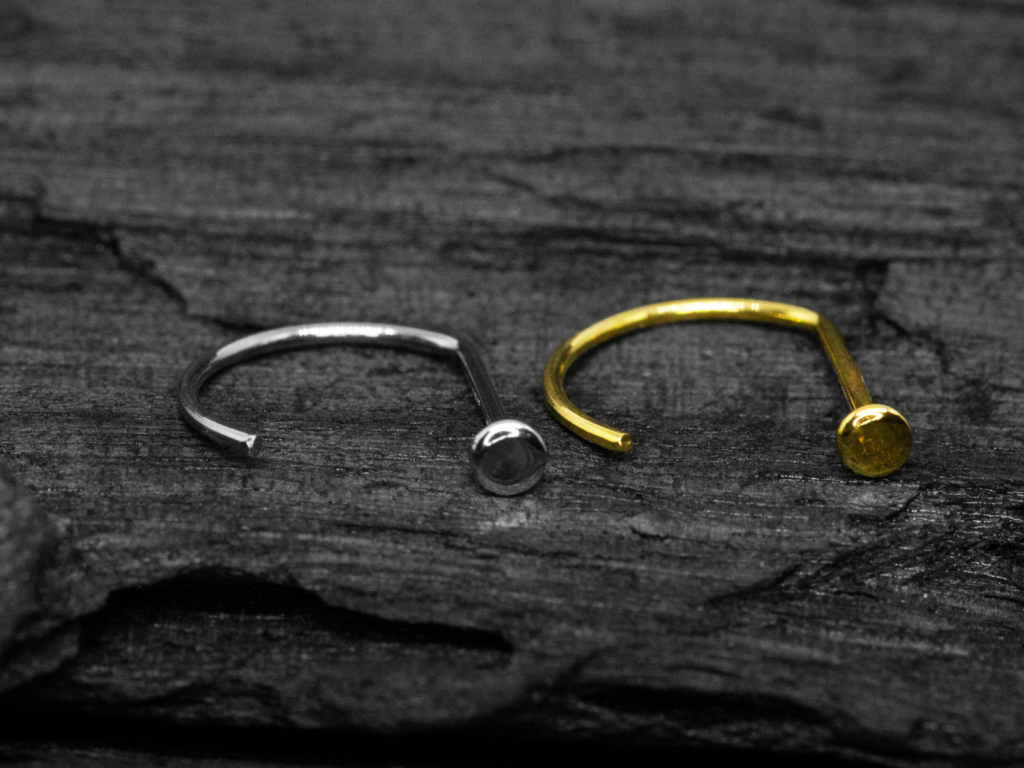 NOSTRIL ARGOLA OPEN D OURO - BRANCO