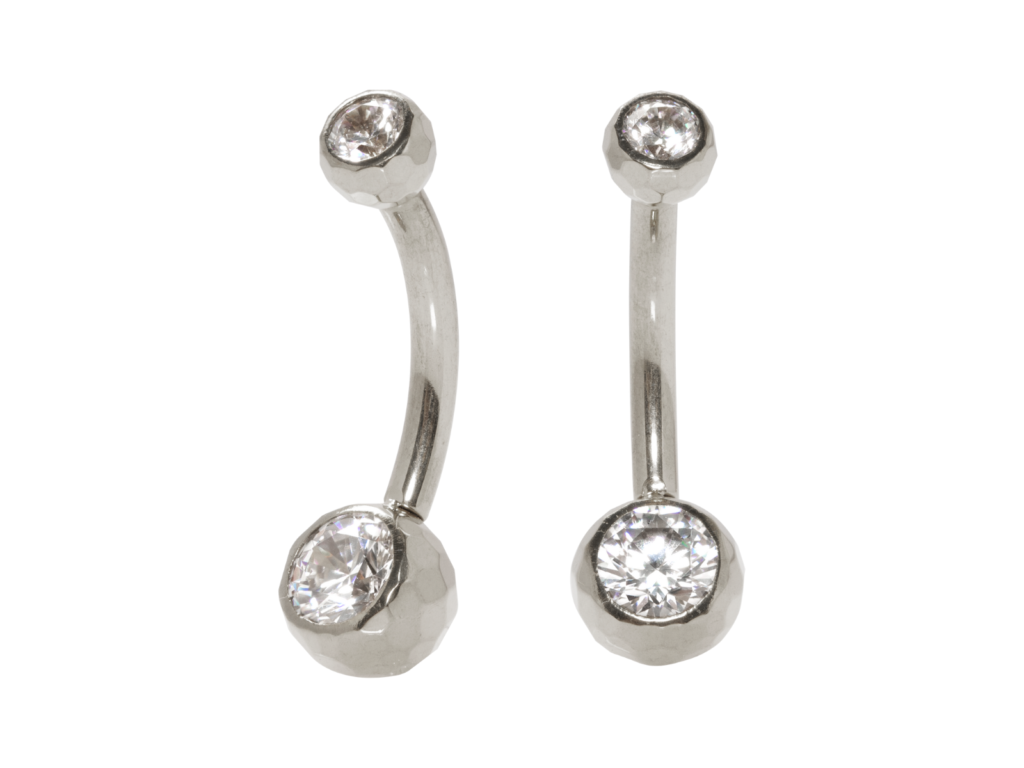 BANANA BELL TITÂNIO R/I ESFERA LAPIDADA - 1.6 X 10 X 4/6MM