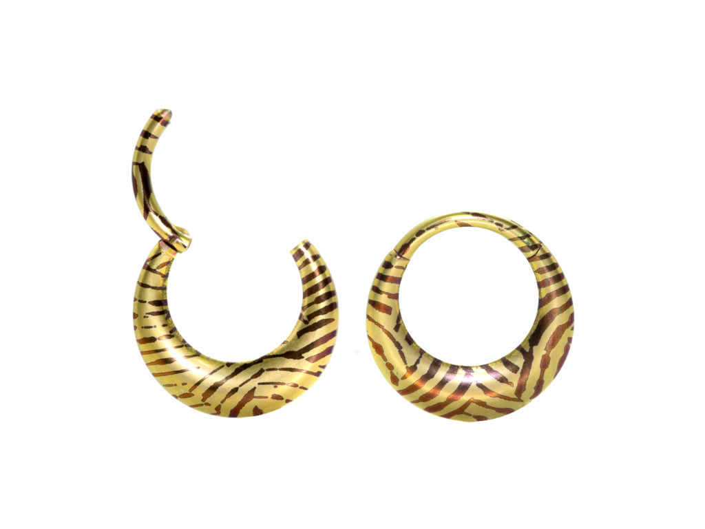 SEGMENTO CLICKER OVAL TITÂNIO PVD GOLD LISTRADO - 8MM