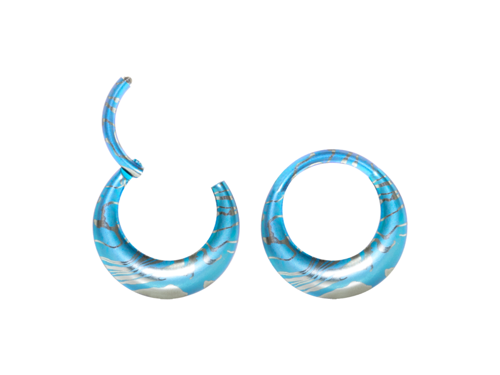 SEGMENTO CLICKER OVAL TITÂNIO PVD AZUL - 8MM