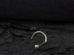 NOSTRIL PULGA OURO 18K – BRANCO – NO057